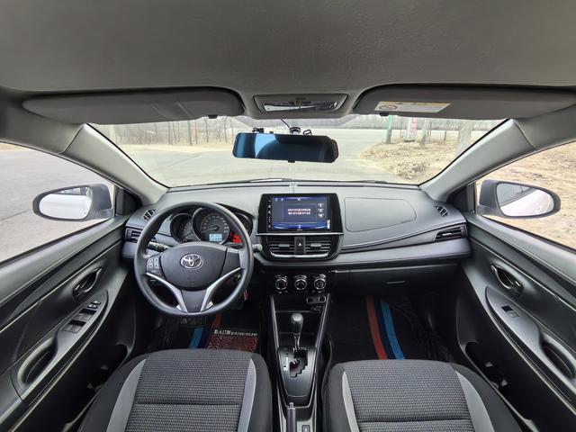 Vios 2021 1.5L CVT Adventure Edition, Сентябрь 2021 г., пробег 25000 км. (Б/у) Передний — изображение 3