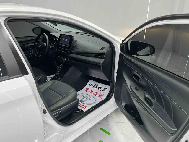 Vios 2021 1.5L CVT Adventure Edition, Июль 2021 г., пробег 28000 км. (Б/у) Передний — изображение 3