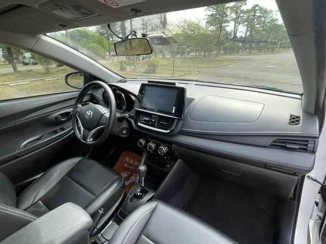 Vios 2022 1.5L CVT 20th Anniversary Edition, Январь 2022 г., пробег 60000 км. (Б/у) Передний — изображение 3