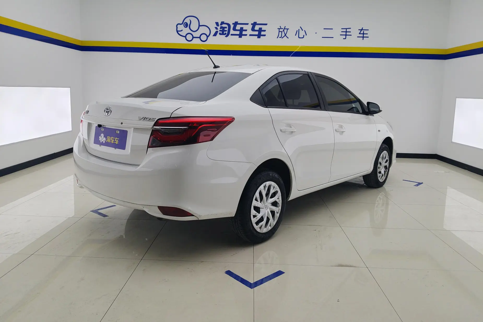 Vios 2021 1.5L CVT Adventure Edition, Сентябрь 2022 г., пробег 45500 км. (Б/у) Передний — изображение 3