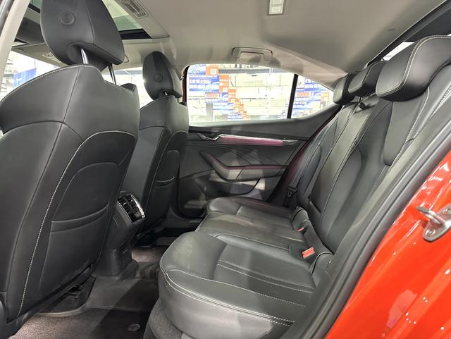 Octavia 2022 PRO TSI280 DSG Luxury Edition, Январь 2022 г., пробег 38000 км. (Б/у) Передний — изображение 4