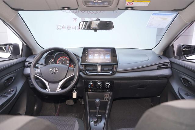 Vios 2021 1.5L CVT Adventure Edition, Май 2021 г., пробег 50000 км. (Б/у) Передний — изображение 4