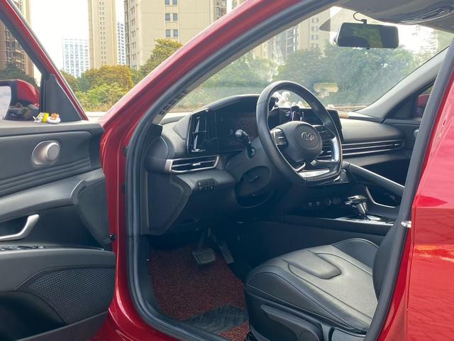 2021 Hyundai Elantra 1.5L CVT GLX Elite Edition, Август 2021 г., пробег 50000 км. (Б/у) Передний — изображение 4