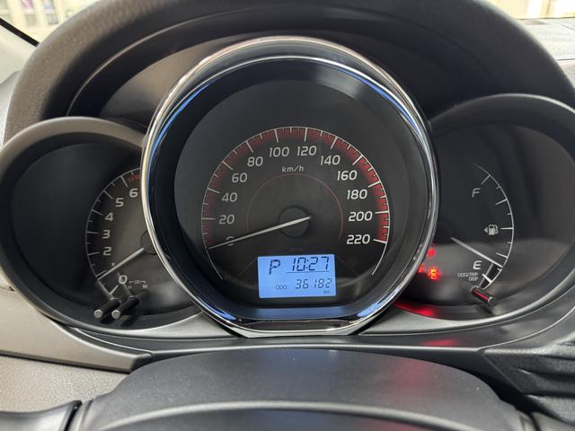 Vios 2021 1.5L CVT Smart Edition, Сентябрь 2021 г., пробег 36000 км. (Б/у) Передний — изображение 5