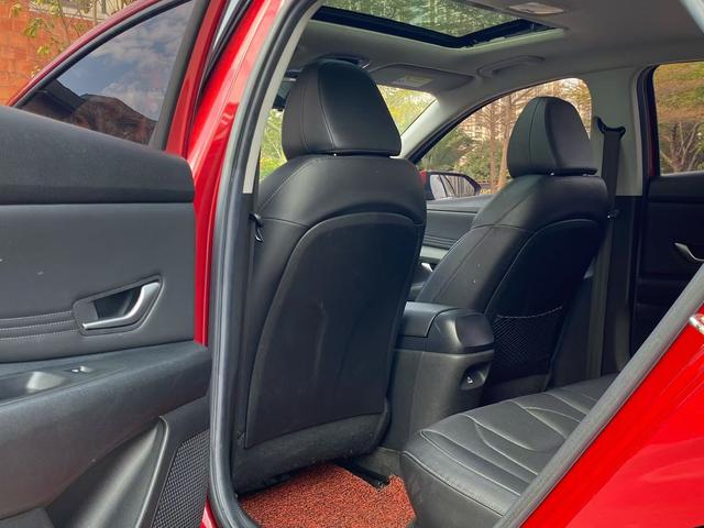 2021 Hyundai Elantra 1.5L CVT GLX Elite Edition, Август 2021 г., пробег 50000 км. (Б/у) Передний — изображение 5