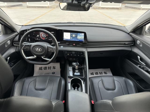 2021 Hyundai Elantra 1.5L CVT LUX Premium Edition, Июль 2021 г., пробег 57000 км. (Б/у) Передний — изображение 5